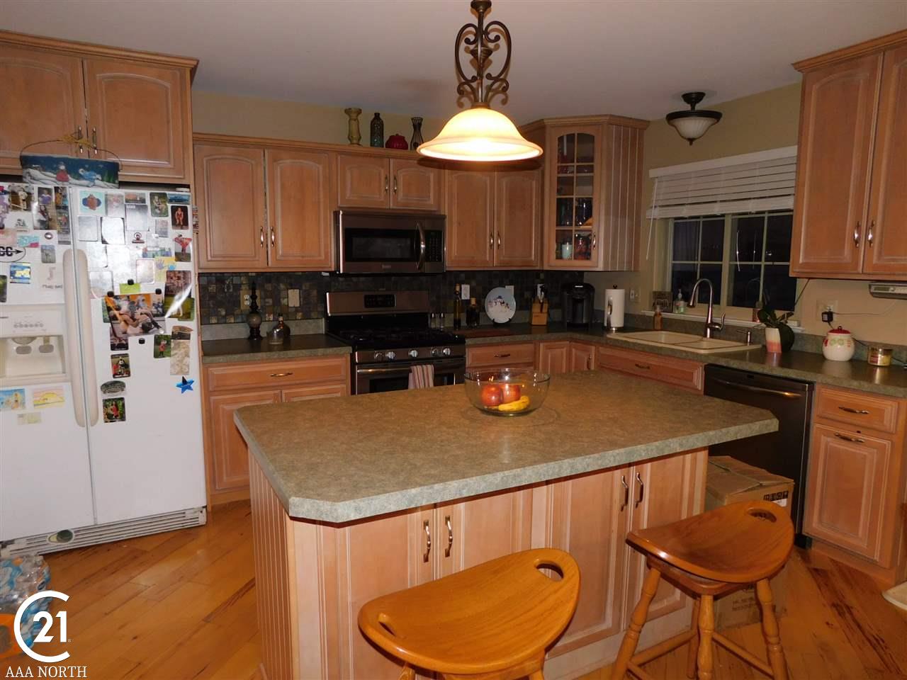 1233 Capac Road Allenton, MI 48002 - Photo 4 of 25