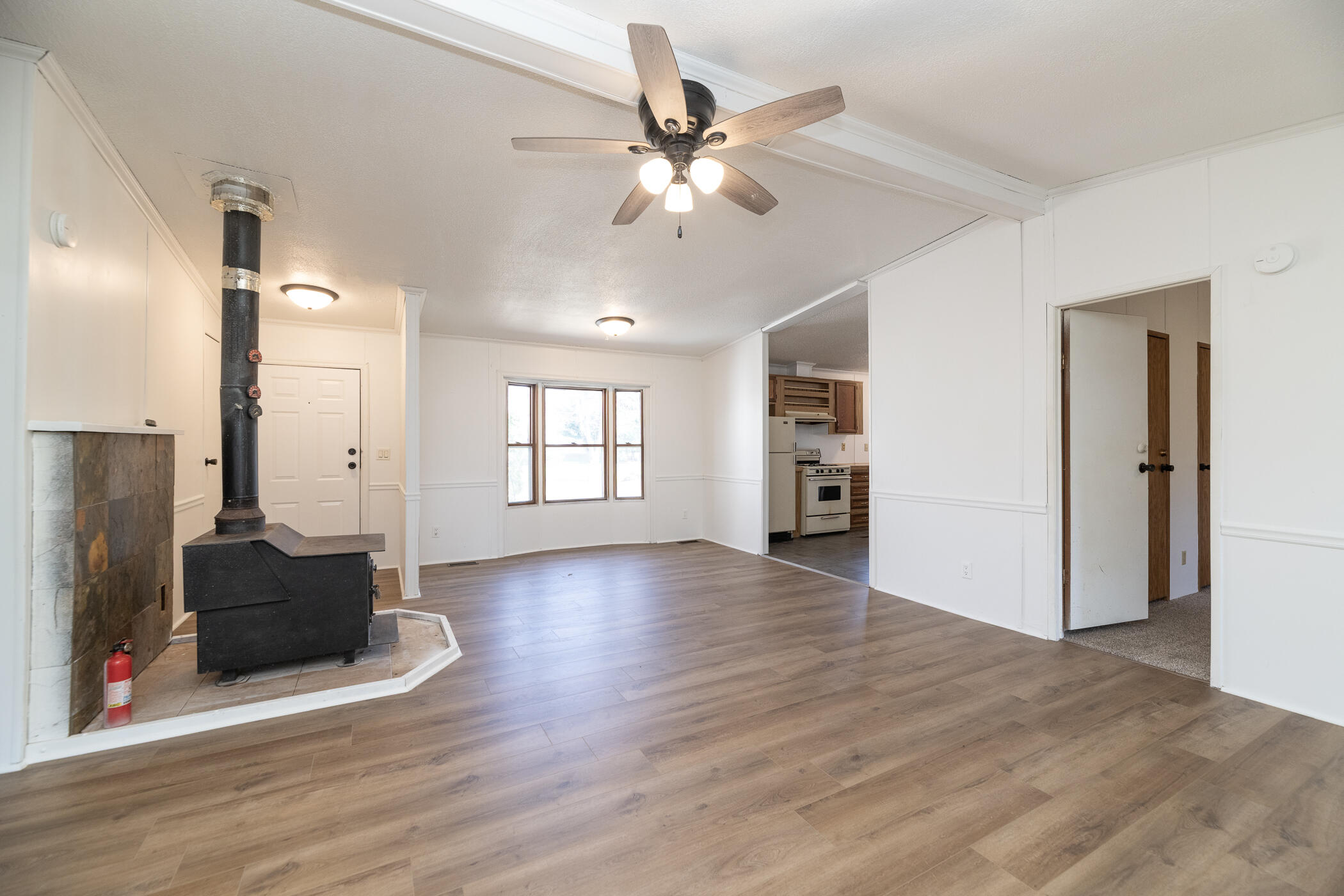 13064 Riverside Drive Constantine, MI 49042 - Photo 12 of 51 13064 Riverside Dr-26