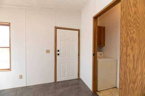 $140,000 | 13064 Riverside Drive, Constantine, MI 49042