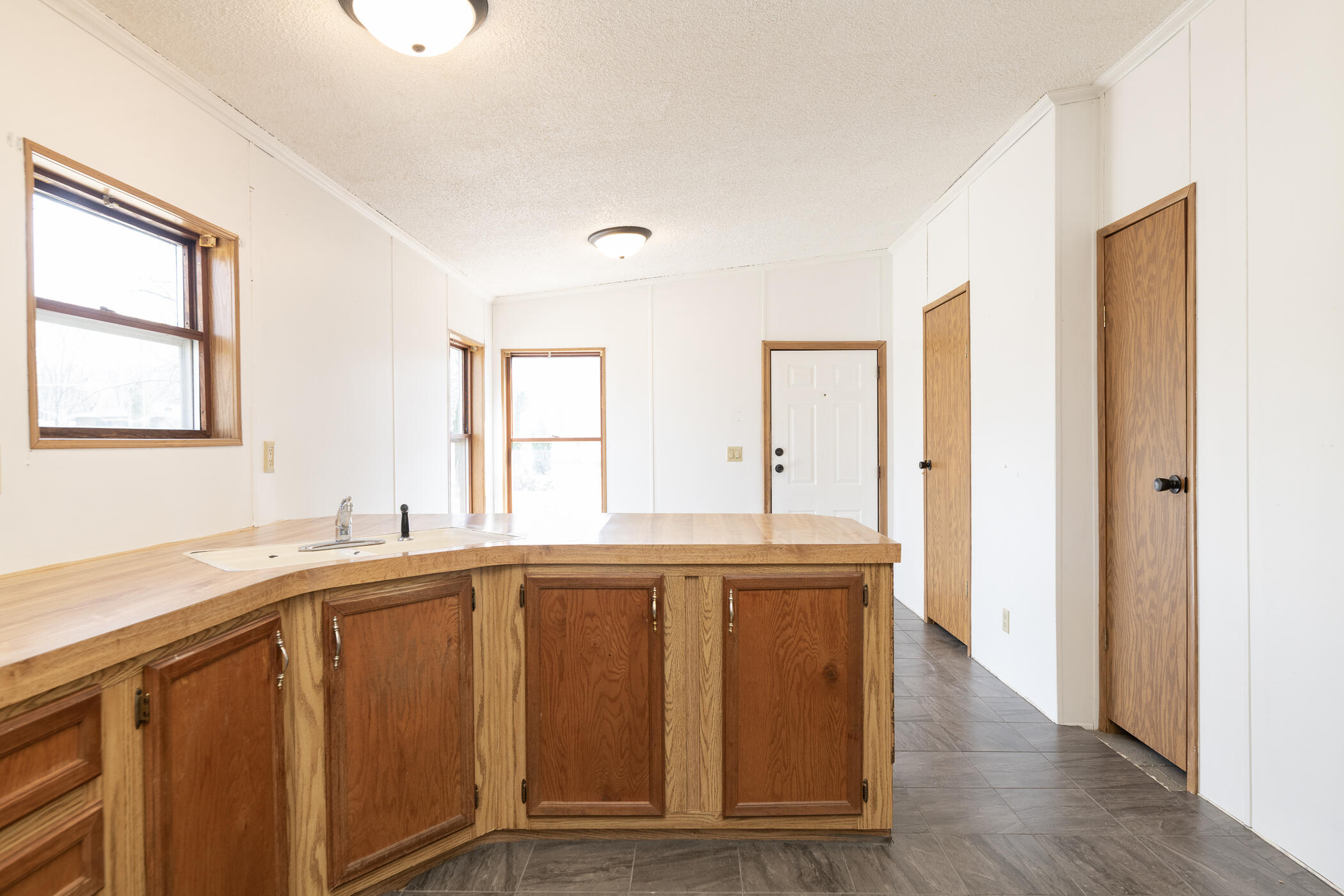 13064 Riverside Drive Constantine, MI 49042 - Photo 3 of 51 13064 Riverside Dr-16