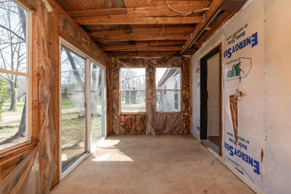 $140,000 | 13064 Riverside Drive, Constantine, MI 49042