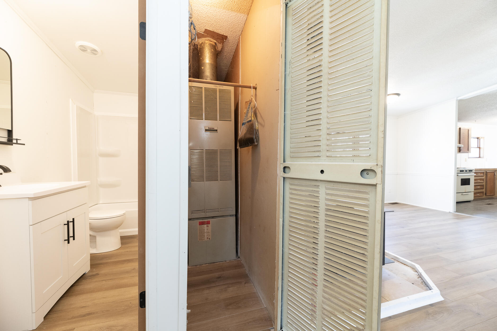 13064 Riverside Drive Constantine, MI 49042 - Photo 38 of 51 13064 Riverside Dr-37