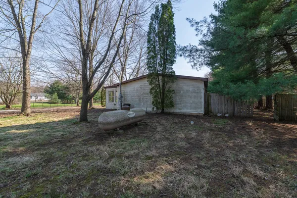 $140,000 | 13064 Riverside Drive, Constantine, MI 49042