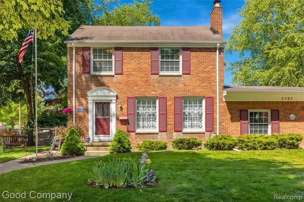 $599,000 | 2507 North Washington Avenue, Royal Oak, MI 48073