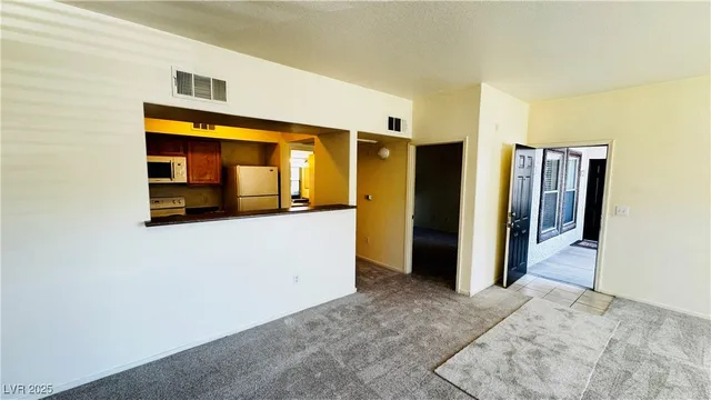 $1,300 | 45 Maleena Mesa Street, Unit 916, Henderson, NV 89074