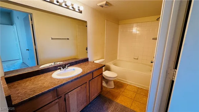 $1,300 | 45 Maleena Mesa Street, Unit 916, Henderson, NV 89074