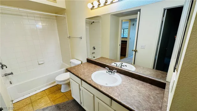 $1,300 | 45 Maleena Mesa Street, Unit 916, Henderson, NV 89074