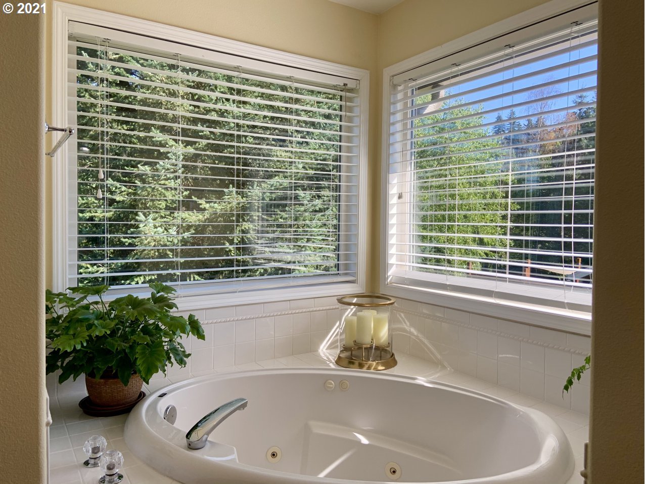 3550 Northwest Pacific Rim Drive Camas, WA 98607 - Photo 11 of 16 Gallery Image 11