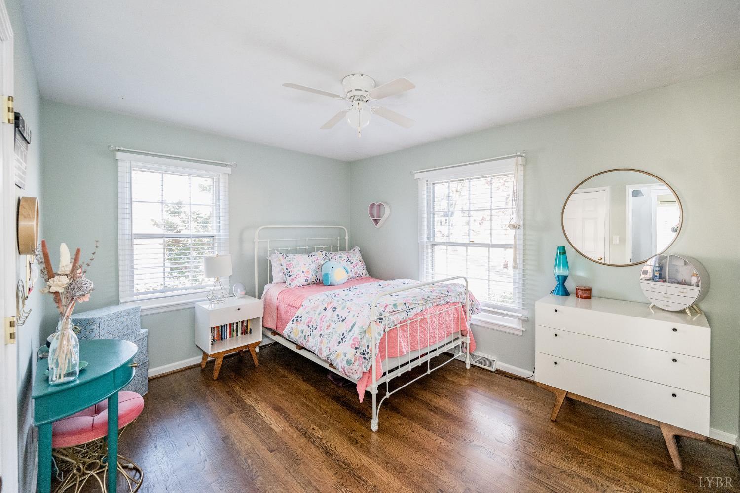 5152 Wedgewood Road Lynchburg, VA 24503 - Photo 19 of 70 a bedroom with a bed window and a table in it