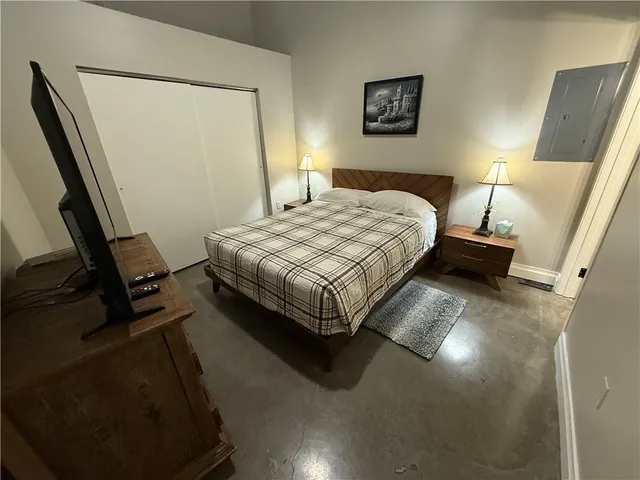 $1,900 | 920 Poeyfarre Street, Unit 107, New Orleans, LA 70130