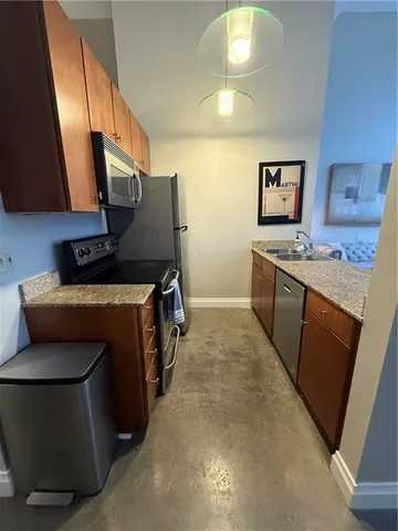 $1,900 | 920 Poeyfarre Street, Unit 107, New Orleans, LA 70130