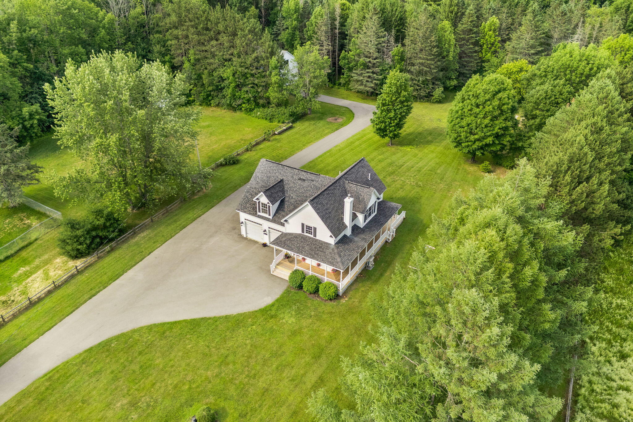 517 Blackstream Road Hermon, ME 04401 - Photo 10 of 46 53
