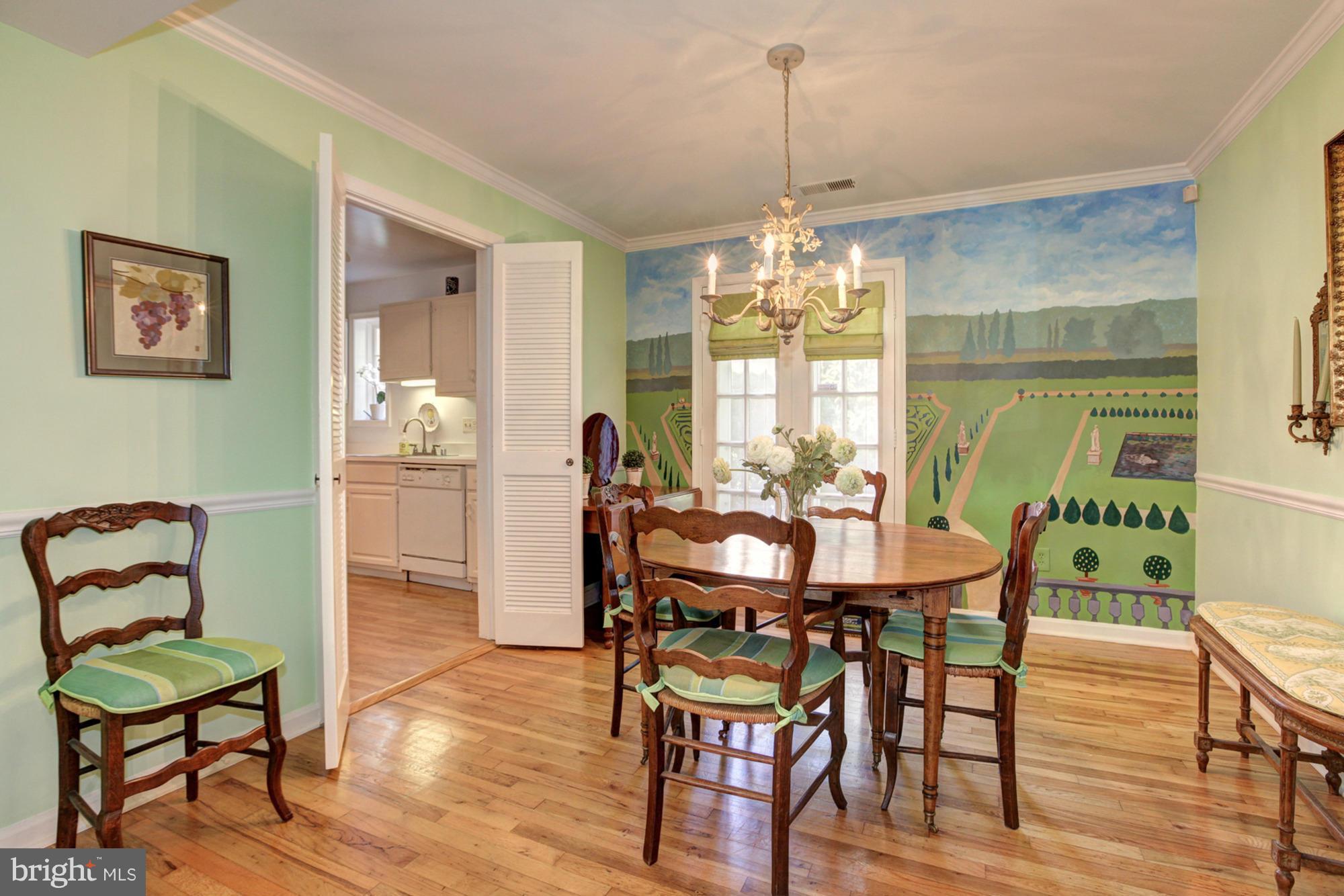 6637 Fairfax Road, Unit 105 Chevy Chase, MD 20815 - Photo 10 of 30 Dining Room