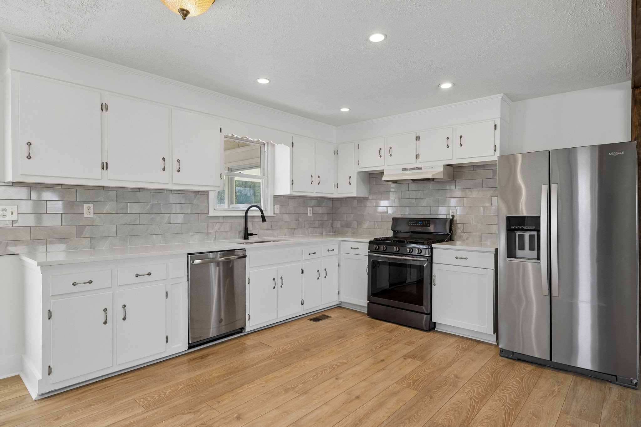 592 Shorty Few Road Dickson, TN 37055 - Photo 1 of 57