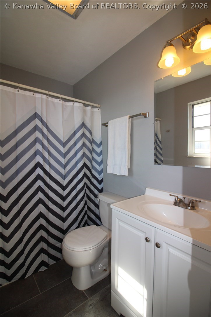 132 Rolling Acres Road Winfield, WV 25213 - Photo 14 of 26 Gallery Image 14