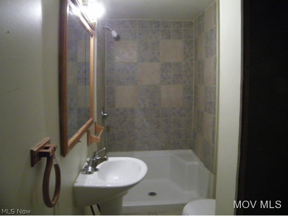 4291 Bates Road Athens, OH 45701 - Photo 7 of 15 Stand Alone Shower