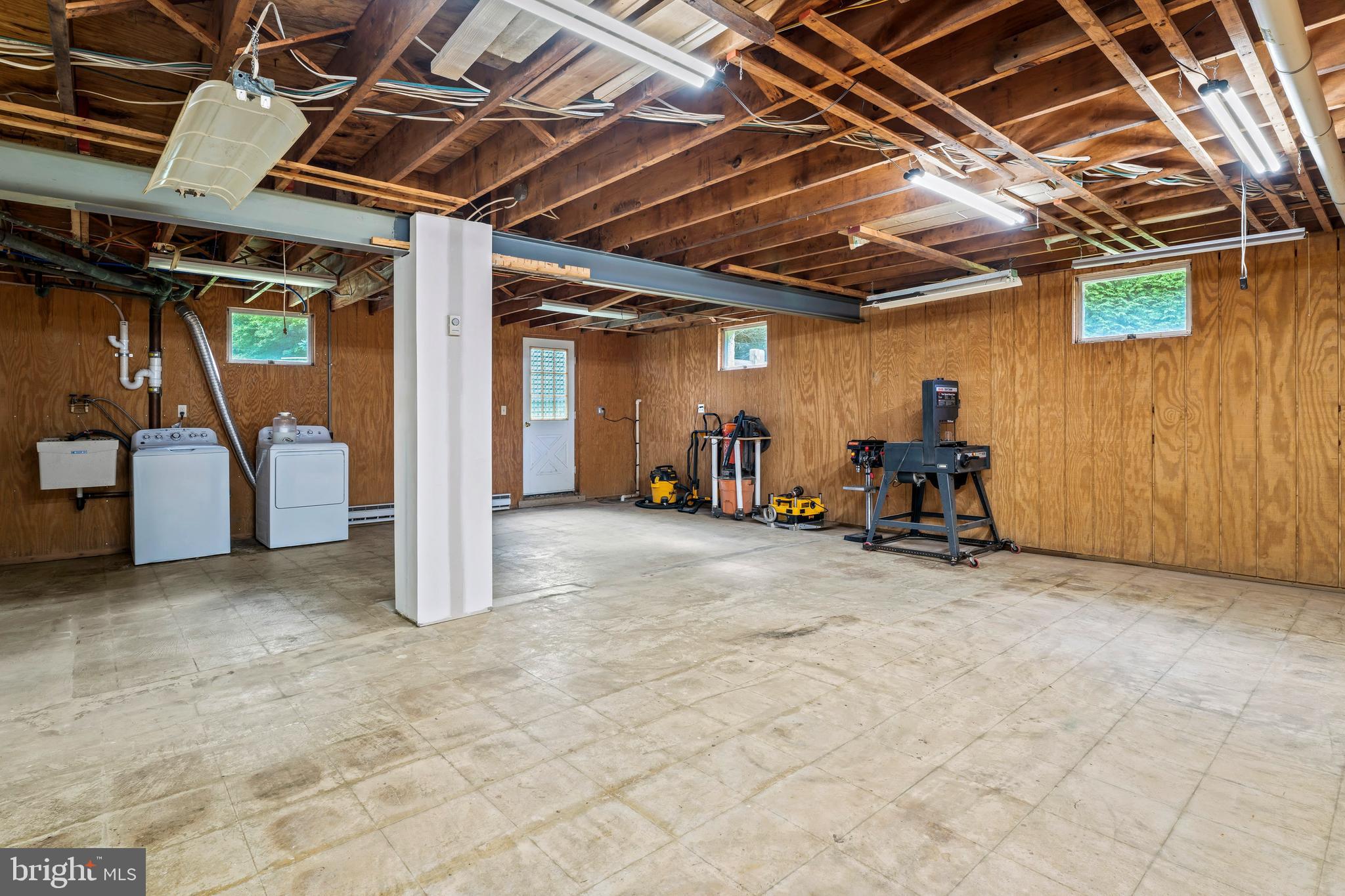126 Clearview Drive Downingtown, PA 19335 - Photo 23 of 25 Rear basement laundry