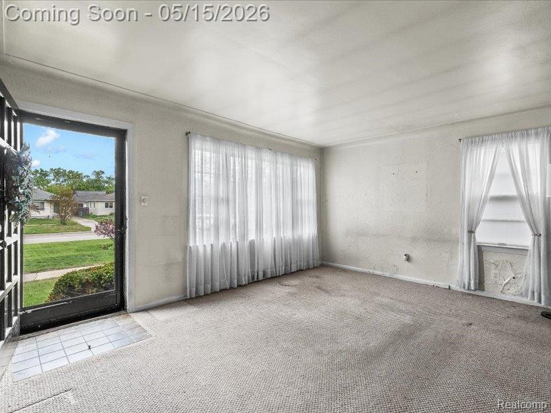 2229 East Eight Mile Road Grosse Pointe, MI 48236 - Photo 4 of 20
