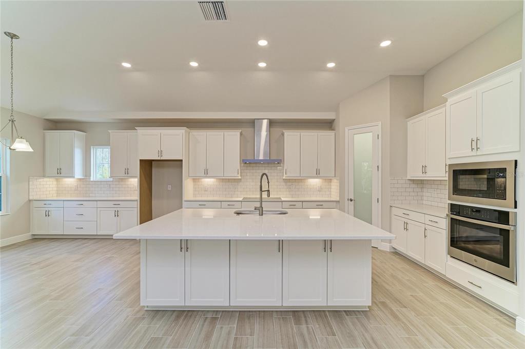 13120 Long Valley Cir Spring Hill Spring Hill, FL 34609 - Photo 18 of 31