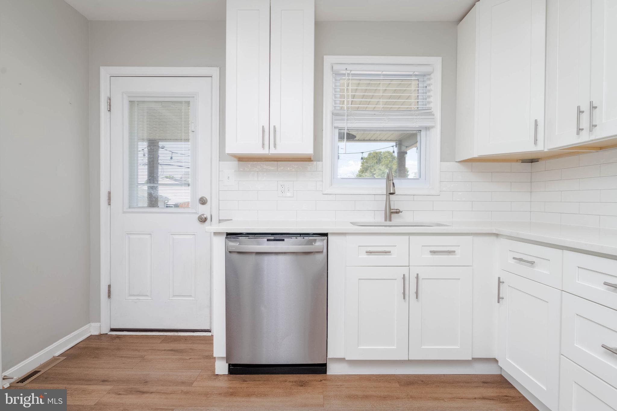 3214 Lynch Road Sparrows Point, MD 21219 - Photo 6 of 29 Kitchen