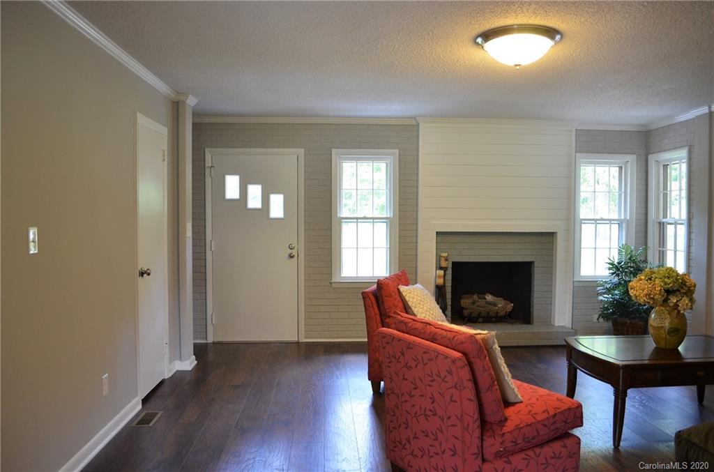 1403 4th Street Southwest Conover, NC 28613 - Photo 2 of 41 Gallery Image 2