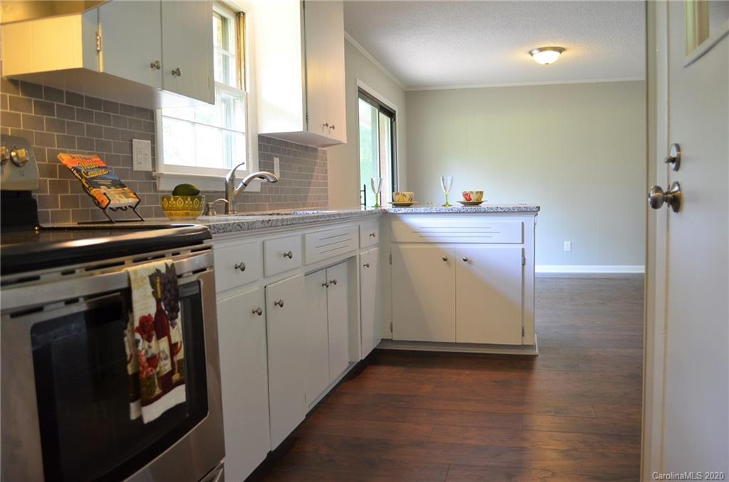 1403 4th Street Southwest Conover, NC 28613 - Photo 18 of 41 Gallery Image 18