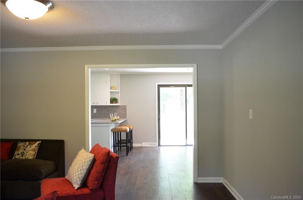 1403 4th Street Southwest Conover, NC 28613 - Photo 3 of 41 Gallery Image 3