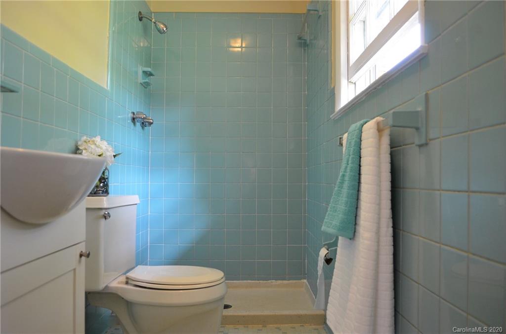 1403 4th Street Southwest Conover, NC 28613 - Photo 32 of 41 Gallery Image 32