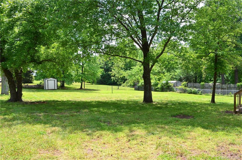 1403 4th Street Southwest Conover, NC 28613 - Photo 38 of 41 Gallery Image 38