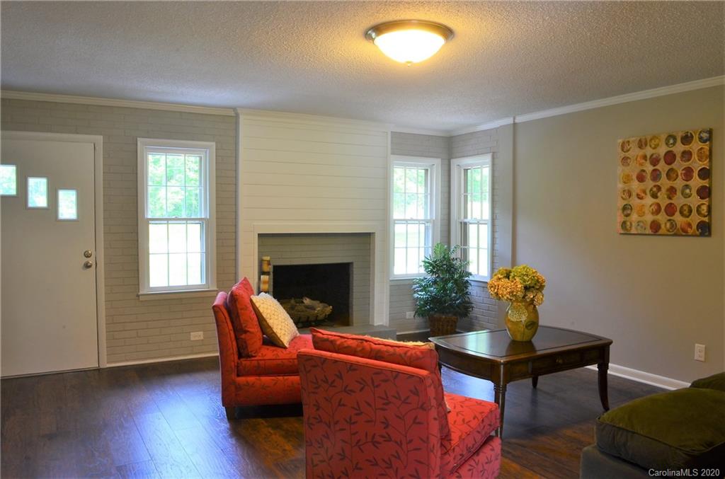1403 4th Street Southwest Conover, NC 28613 - Photo 8 of 41 Gallery Image 8