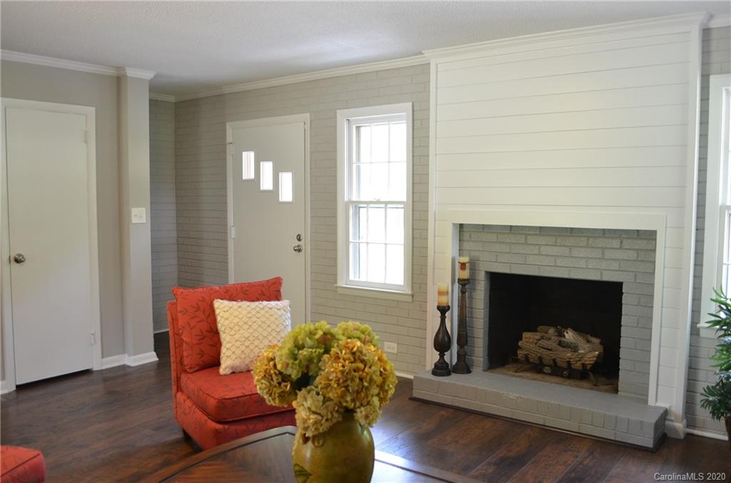 1403 4th Street Southwest Conover, NC 28613 - Photo 9 of 41 Gallery Image 9