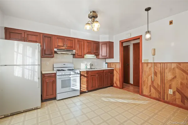 $4,000 | 95 King Street, Unit 1, Pleasantville, NY 10570