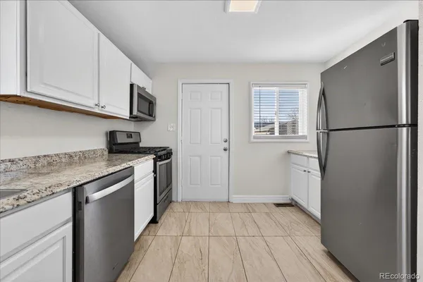 $1,725 | 69 Del Mar Circle, Aurora, CO 80011