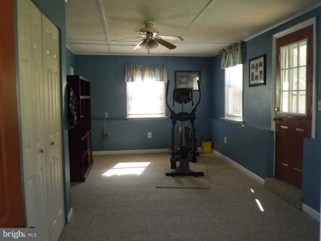 512 Cheddington Road Linthicum Heights, MD 21090 - Photo 12 of 17 Family Room