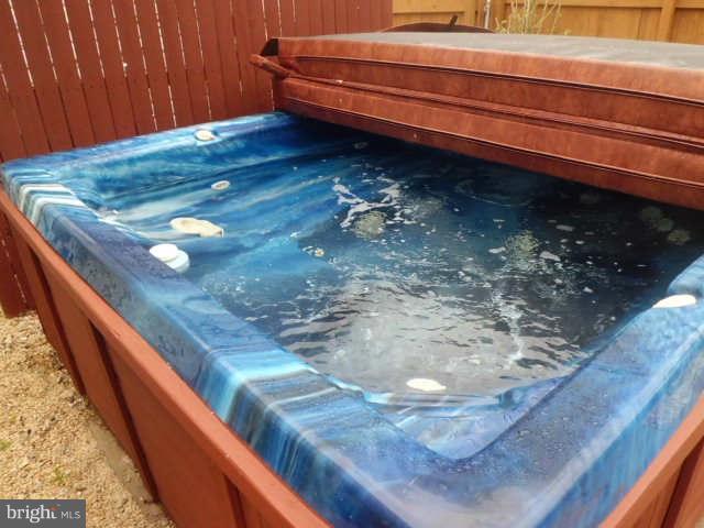 512 Cheddington Road Linthicum Heights, MD 21090 - Photo 14 of 17 Hot Tub