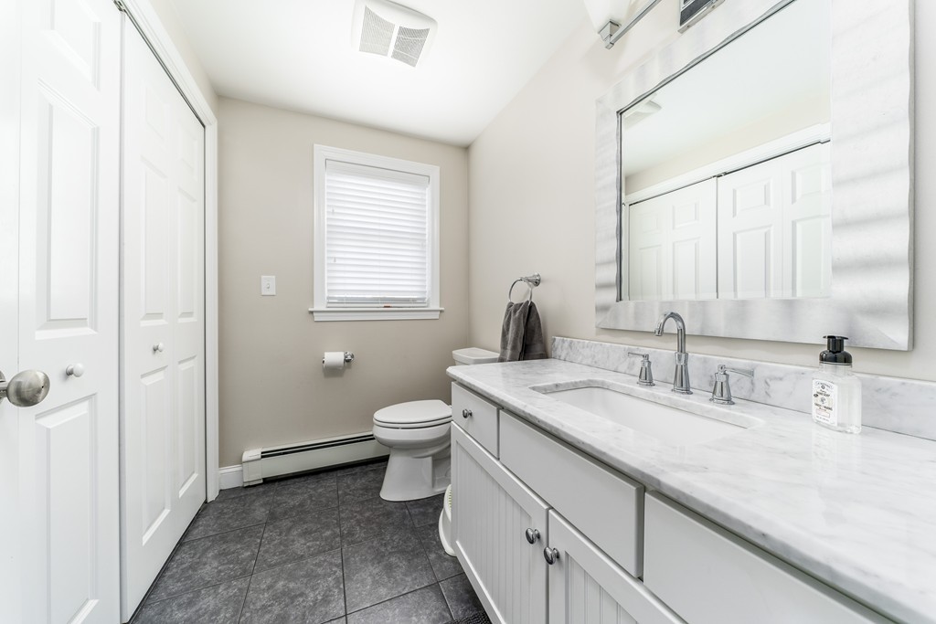 11 Bog View Road Kingston, MA 02364 - Photo 14 of 26 Gallery Image 14