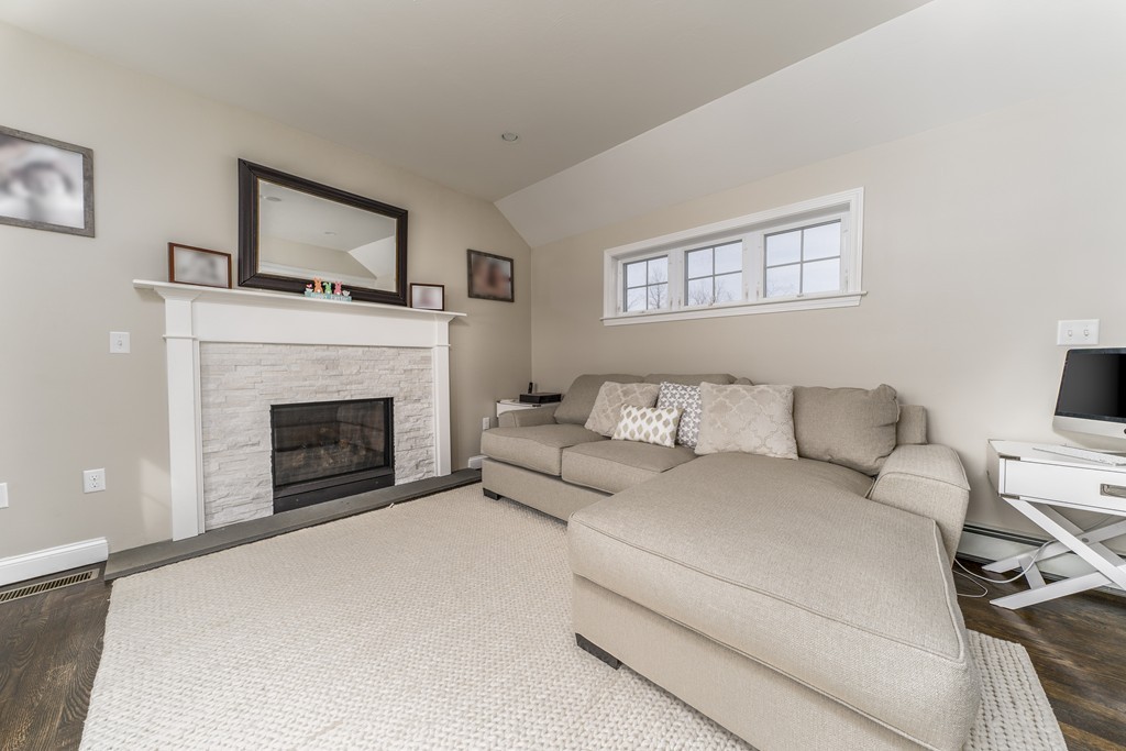 11 Bog View Road Kingston, MA 02364 - Photo 8 of 26 Gallery Image 8