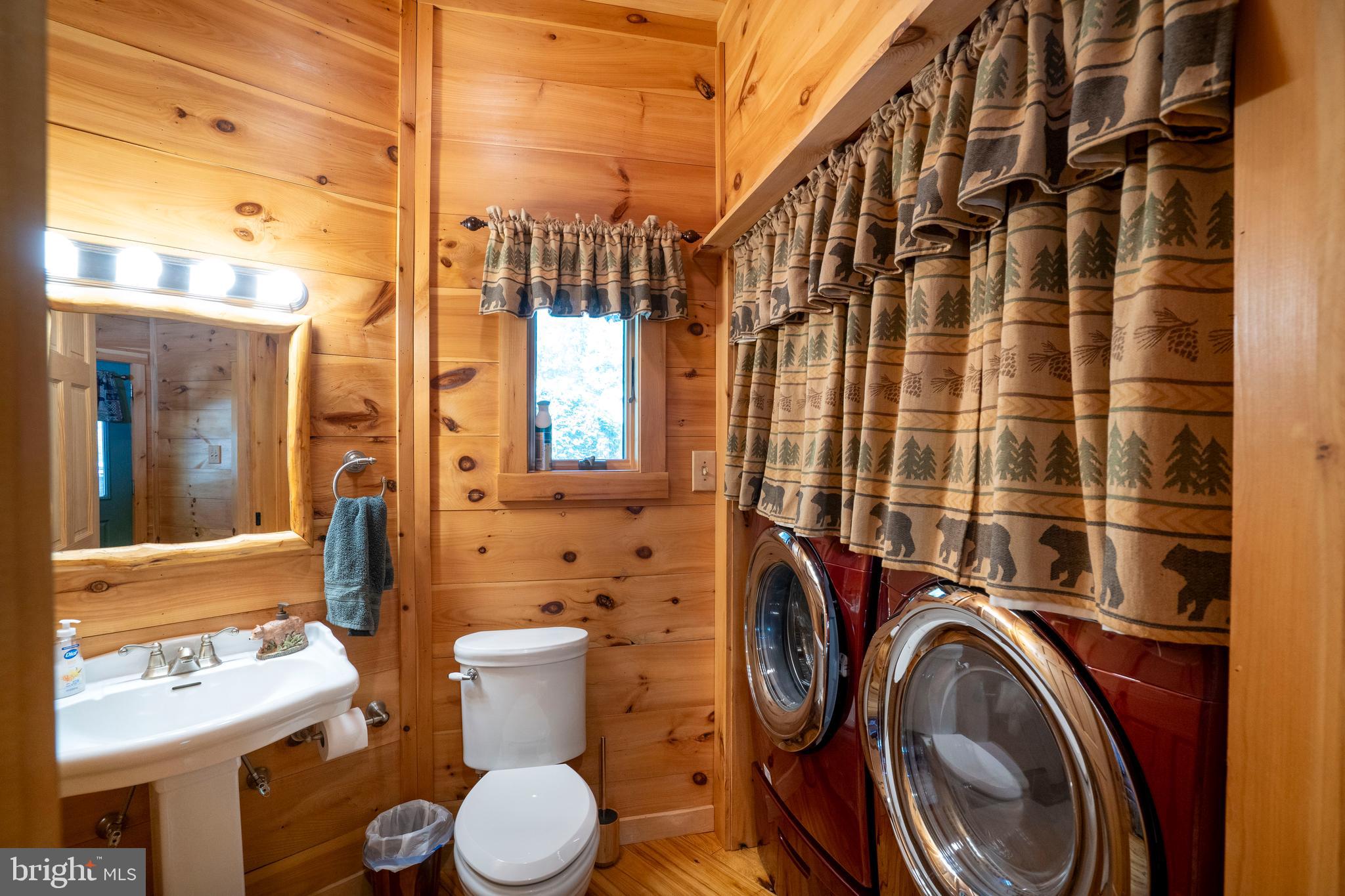 1400 Jacks Mountain Road McVeytown, PA 17051 - Photo 68 of 129 a bathroom with a sink a toilet and a shower
