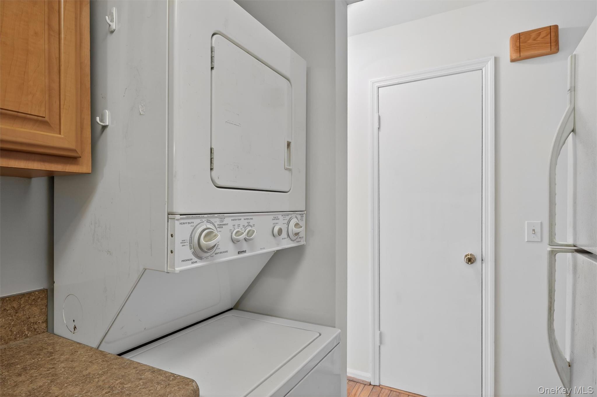 276 Temple Hill Road, Unit 2203 New Windsor, NY 12553 - Photo 12 of 23