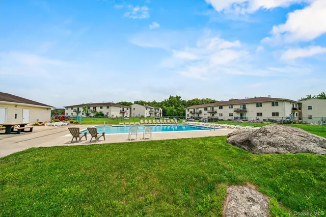 $225,000 | 276 Temple Hill Road, Unit 2203, New Windsor, NY 12553