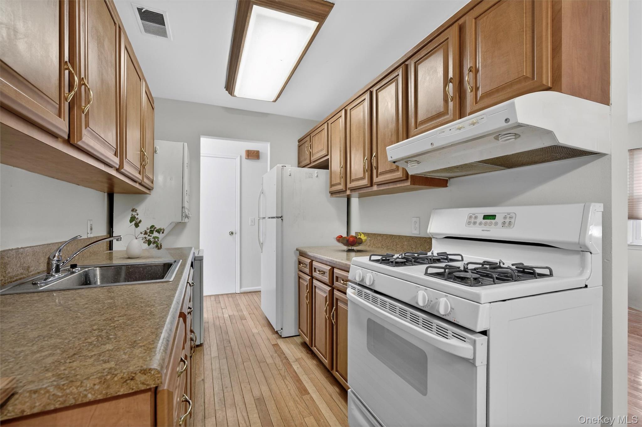 276 Temple Hill Road, Unit 2203 New Windsor, NY 12553 - Photo 10 of 23 Functional kitchen offering generous counter space and full appliance package.