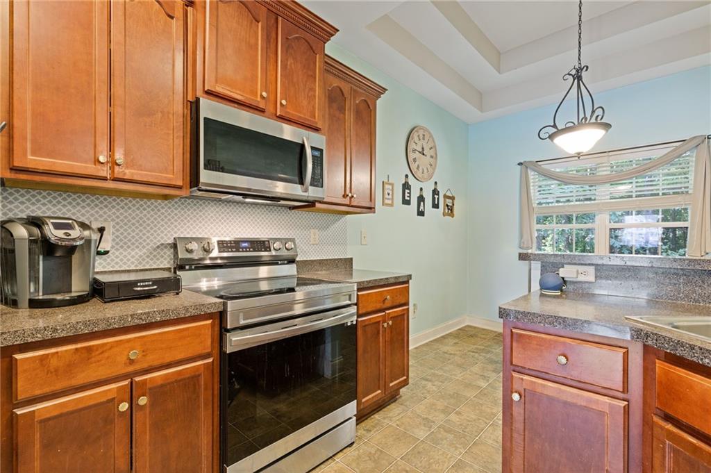 102 Reservation View Dallas, GA 30132 - Photo 10 of 41 Gallery Image 10