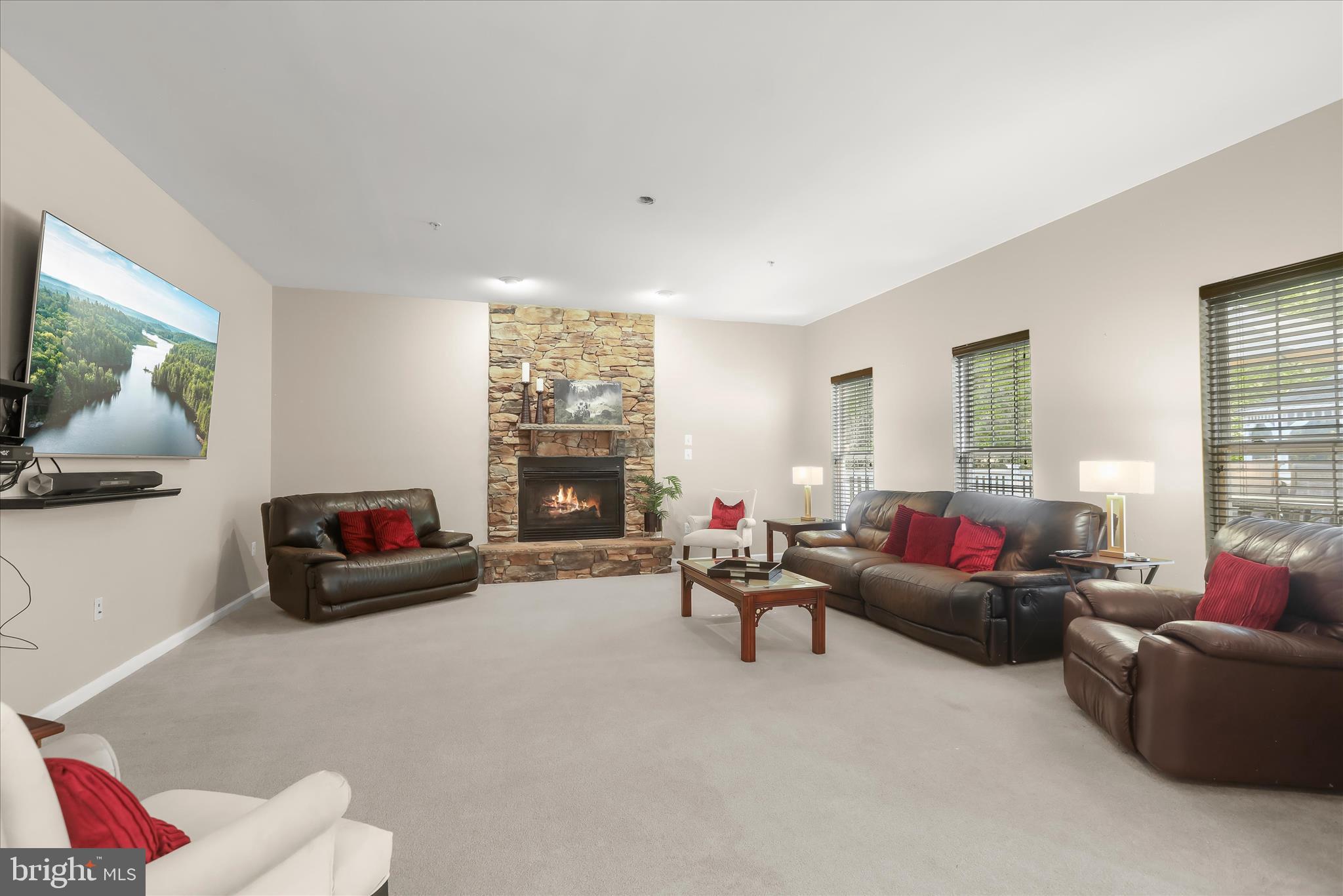 14903 Ridge Farm Court Bowie, MD 20715 - Photo 11 of 60 Family Room