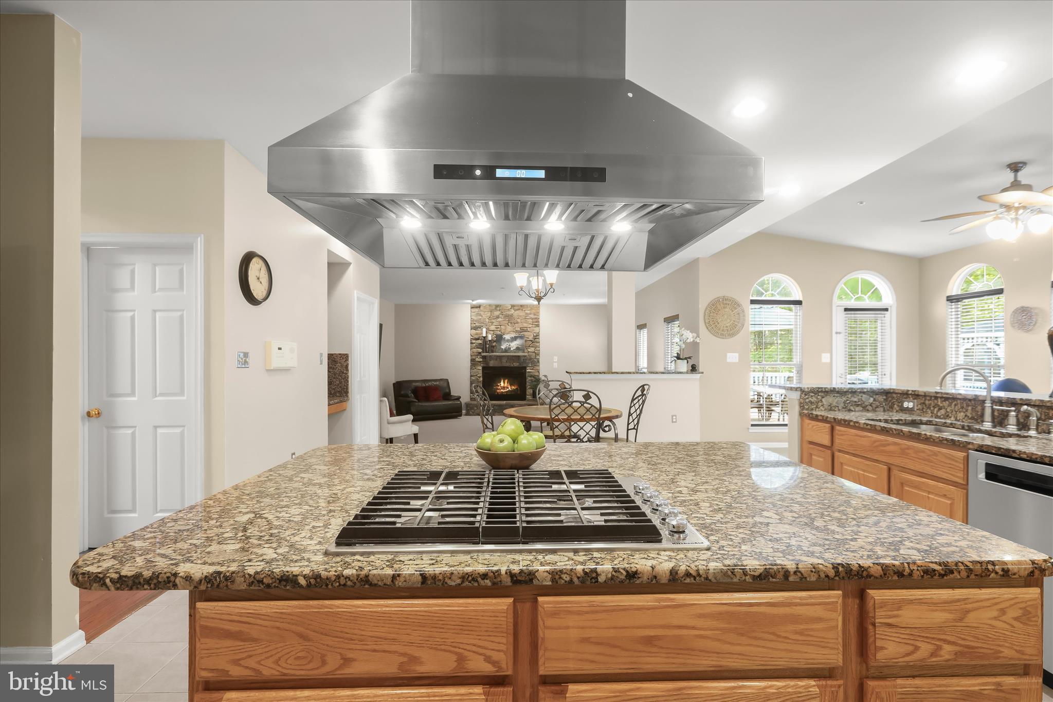 14903 Ridge Farm Court Bowie, MD 20715 - Photo 22 of 60 Kitchen