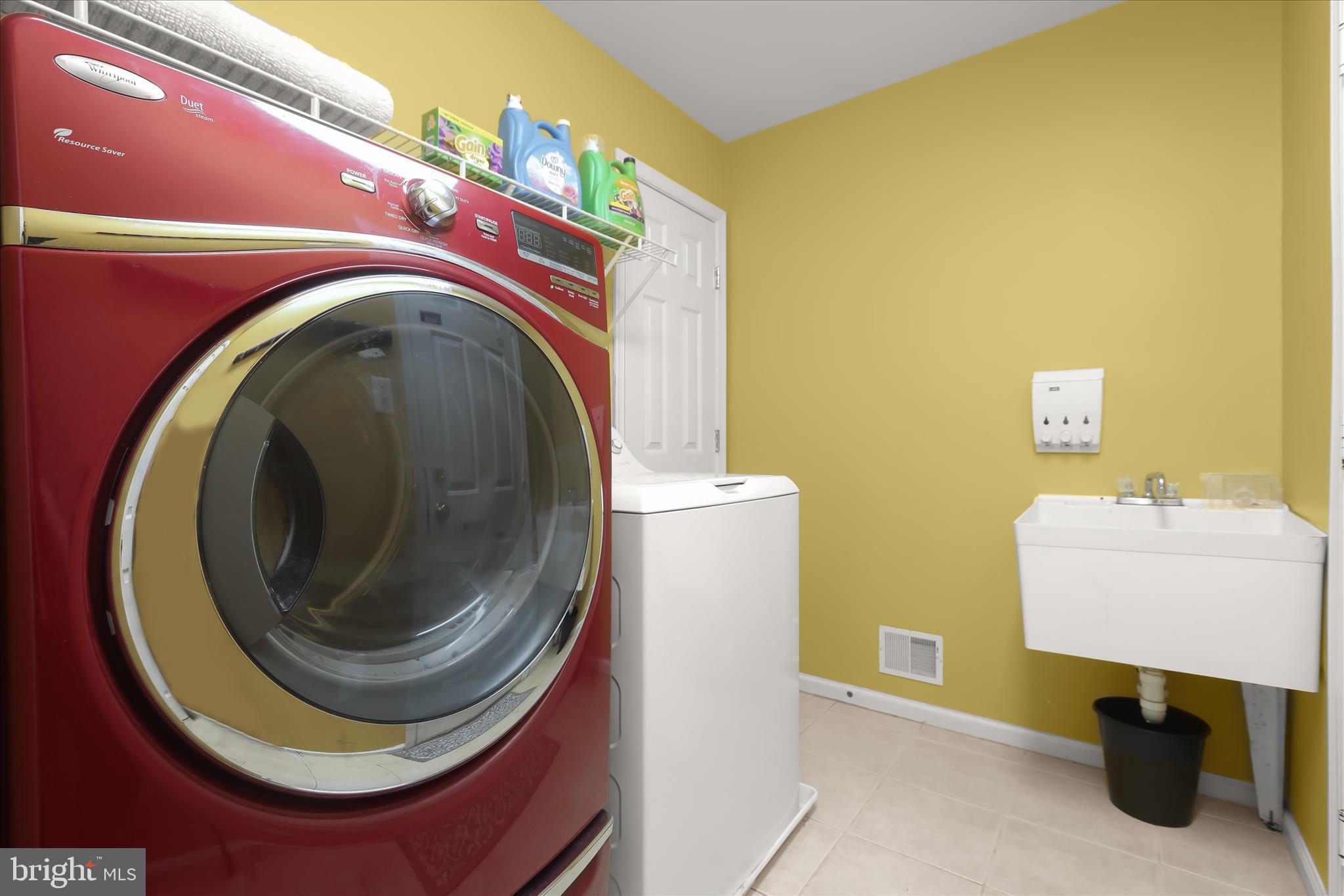 14903 Ridge Farm Court Bowie, MD 20715 - Photo 24 of 60 Main Level Laundry Room