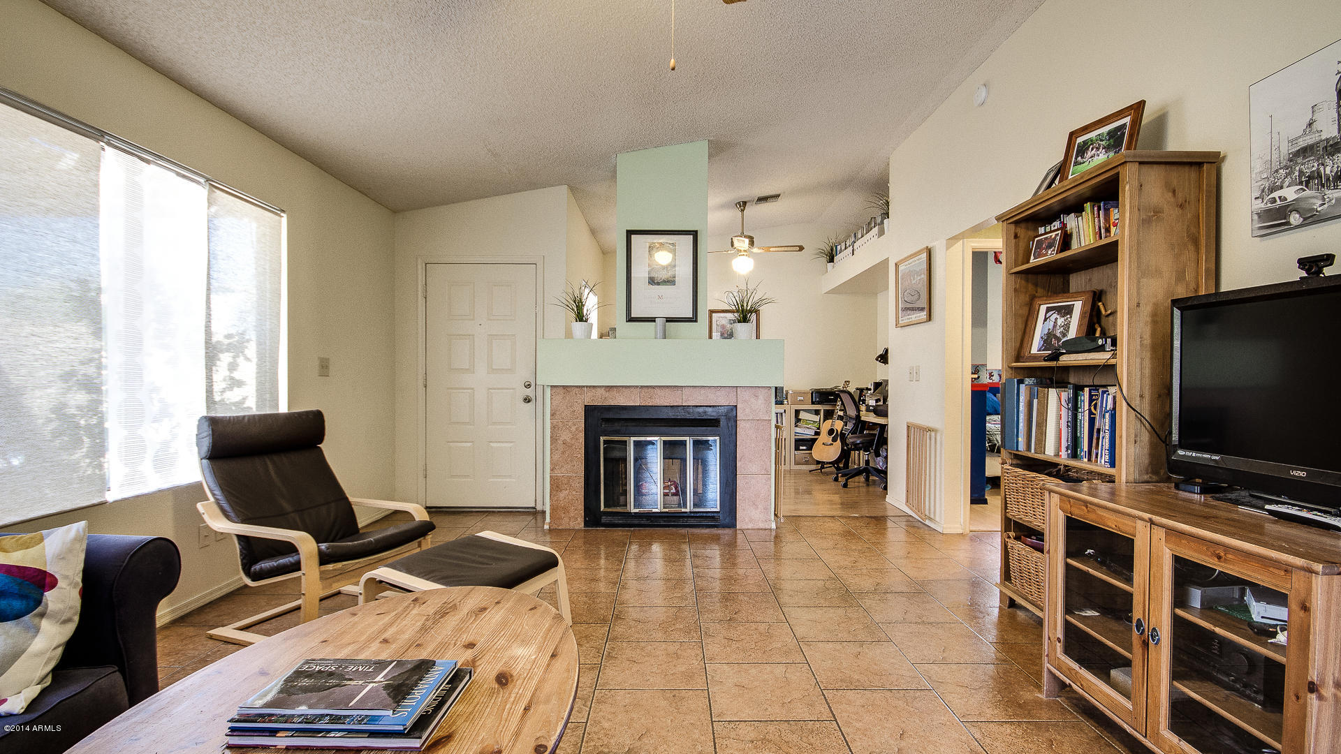 4601 East Piedmont Road Phoenix, AZ 85044 - Photo 5 of 27 5