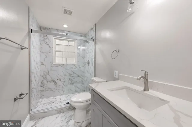 $424,999 | 6806 Pickett Drive, Suitland, MD 20746