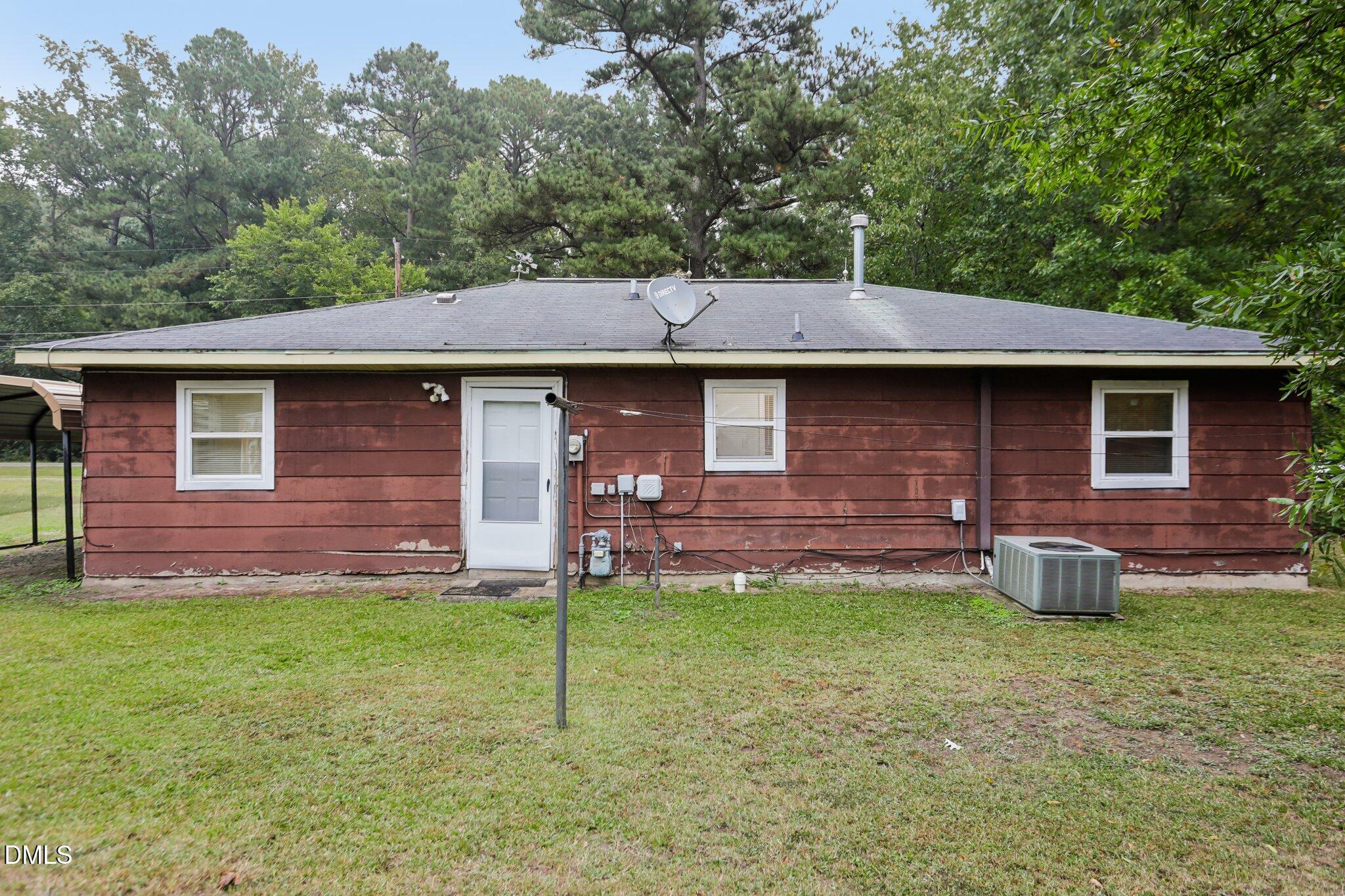 404 Lynn Road Durham, NC 27703 - Photo 21 of 22 21-web-or-mls-Lynn Rd-S0410-021