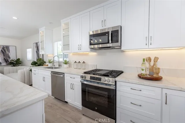 $4,450 | 15256 Clymer Street, Mission Hills, CA 91345