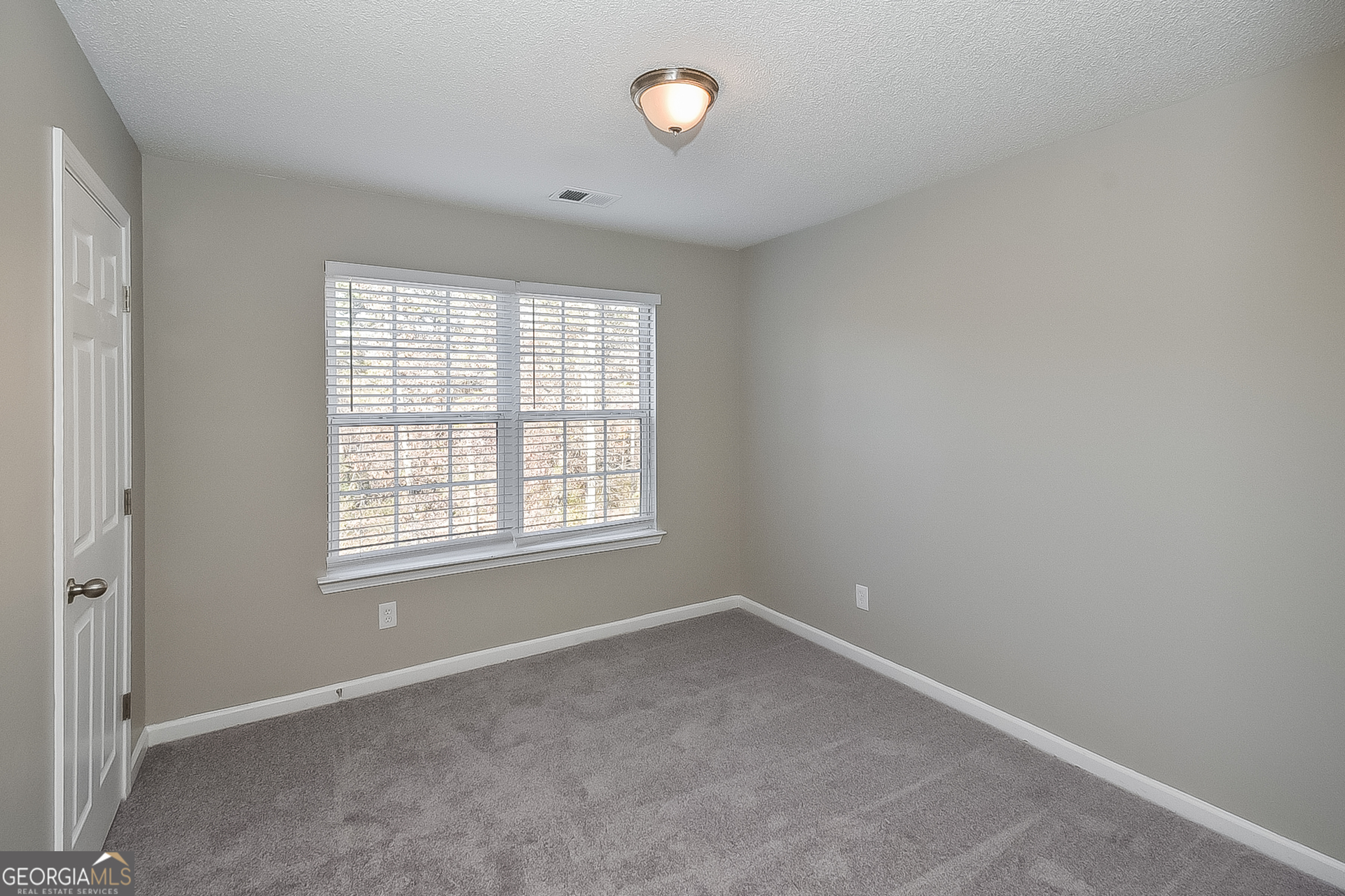 1266 Brookstone Road Atlanta, GA 30349 - Photo 12 of 17